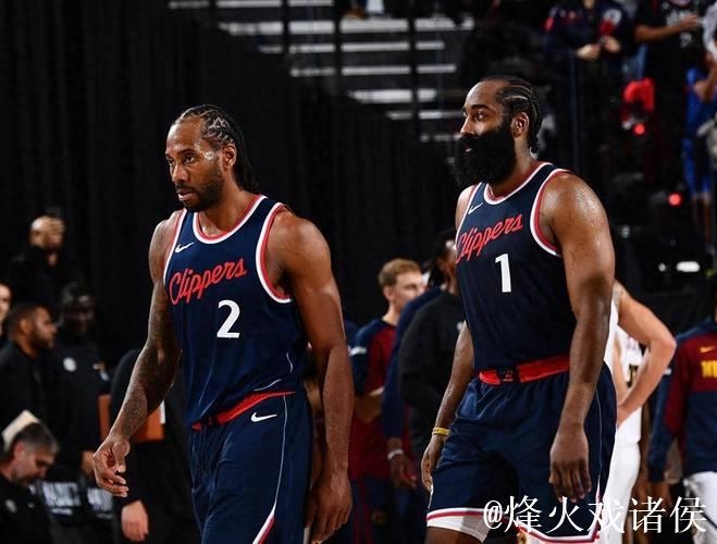 快船博主:如果朝替补席泼饮料,我愿意面对终身禁赛 快船博主:如果朝替补席泼饮料,我愿意面对终身禁赛